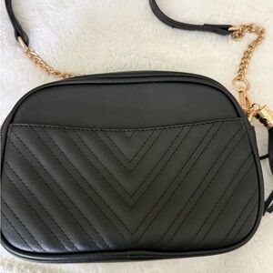Elegant Black Quilted Crossbody Bag